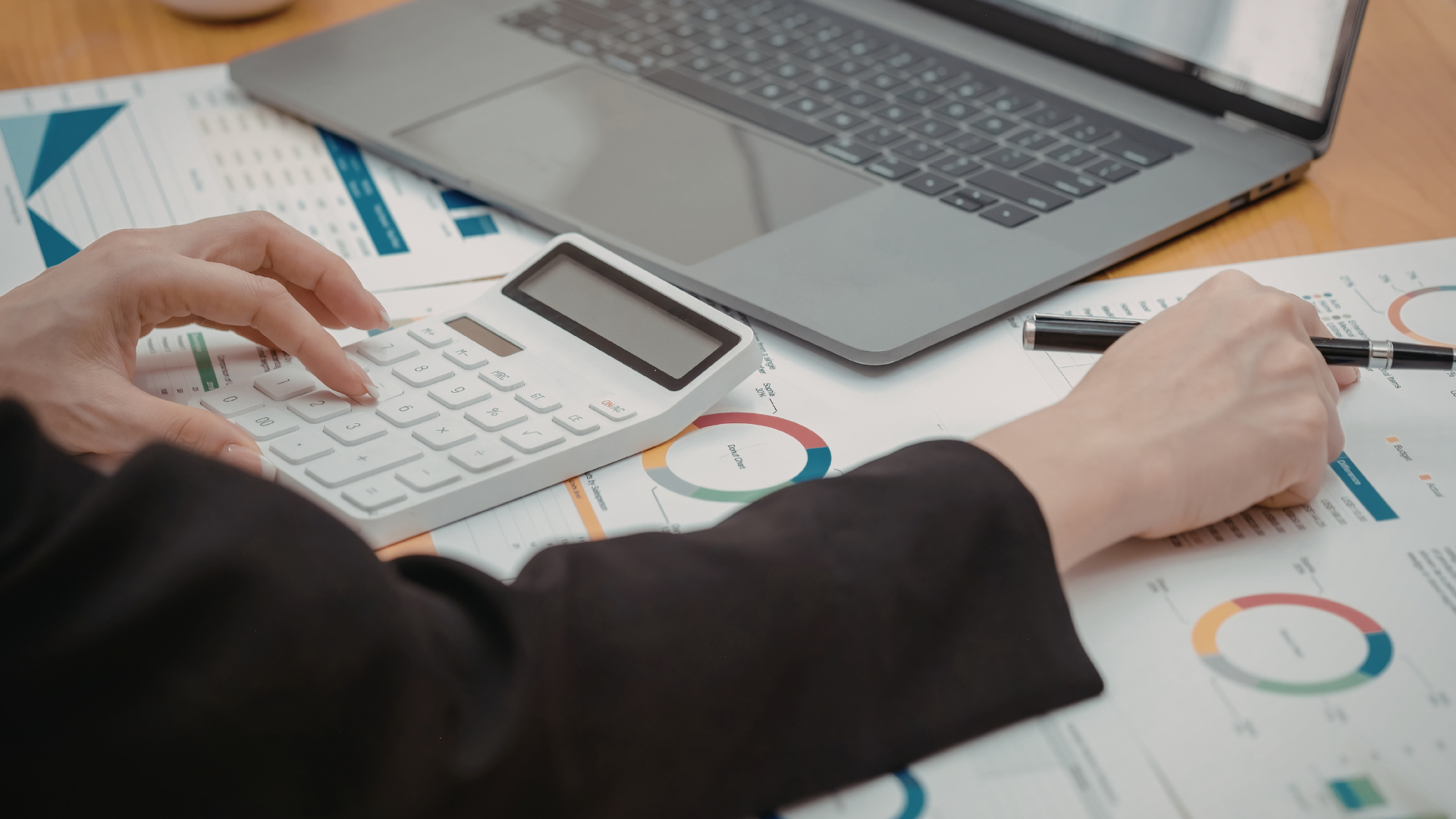 Custos operacionais e remuneração no contexto das fraudes
